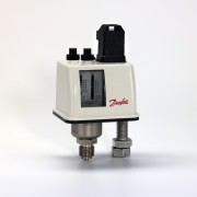 Danfoss 017B0002 - Реле давления, BCP1